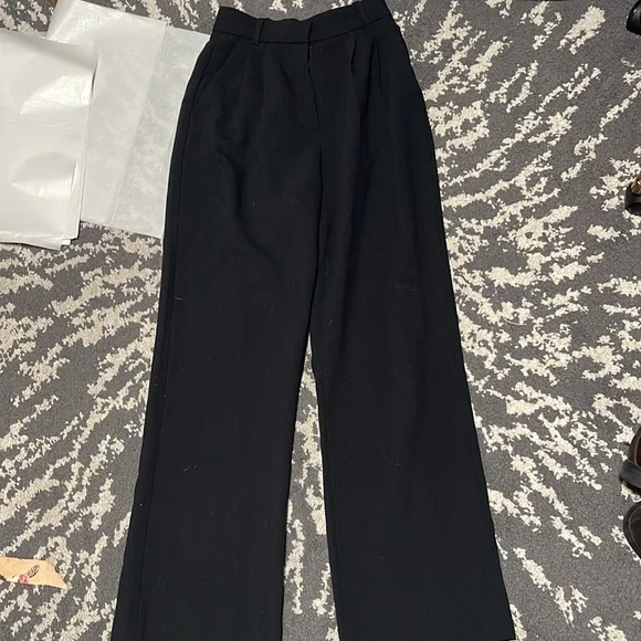 Abercrombie | Curve Love A&F Sloane Tailored Wide Leg Pants in Black - Picture 8 of 13